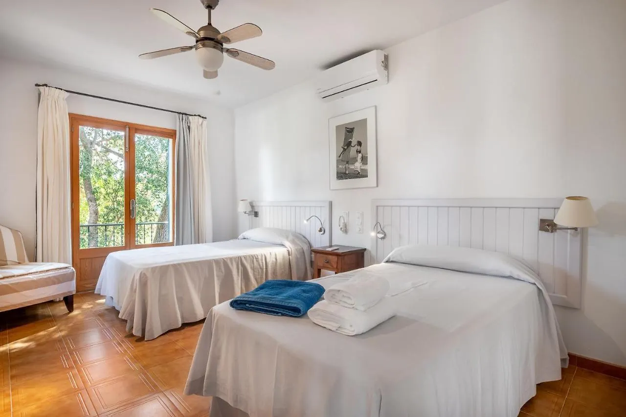 Villa Claramunda Cala D´Or スペイン